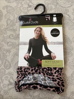 Cuddl Duds Leopard Print long sleeve crew soft comfort